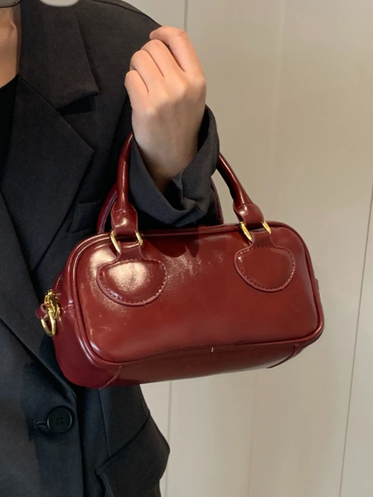 Designerska torebka Crossbody w stylu Retro w kolorze burgundowym 2024 nowych pań torby na ramię wysokiej jakości elegancka elegancka, wszechstronna