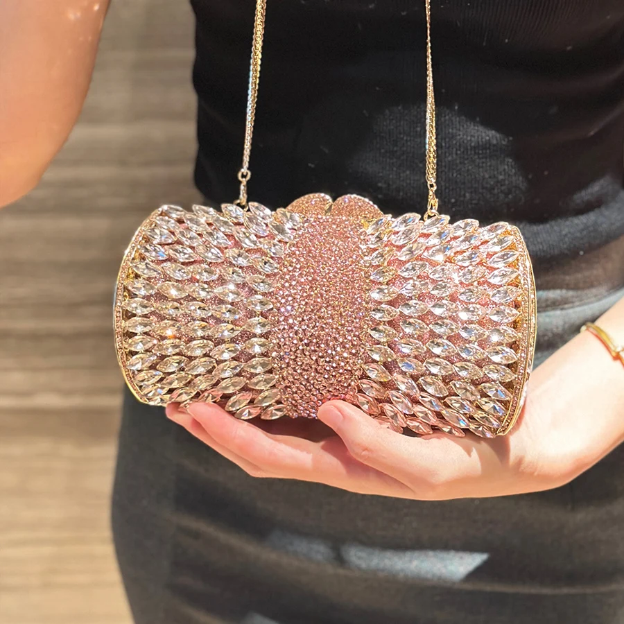 

Hollow Diamond Dinner Party Clutch Women's Bag Diamond Water Cosmetic Pink Gem Oval Evening Purse Chains Shoulder Bags For Women