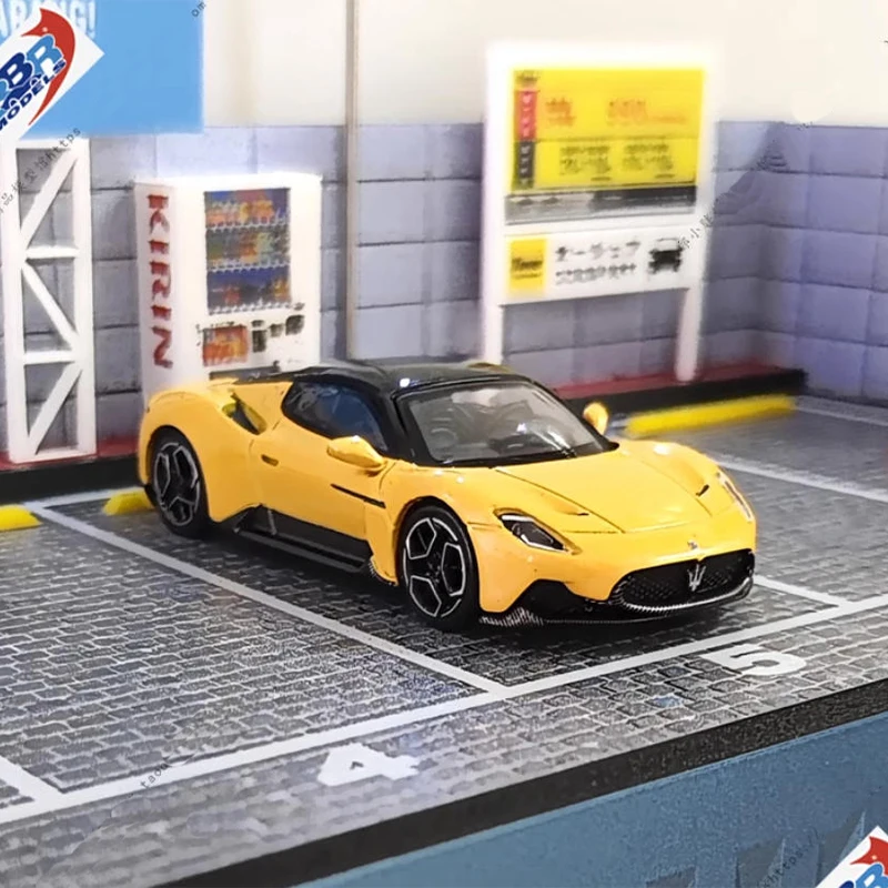 

Diecast Original 1:64 Scale MC20 Giallo Genio Simulation Alloy Model Static Display Collectible Gift Souvenir Decoration
