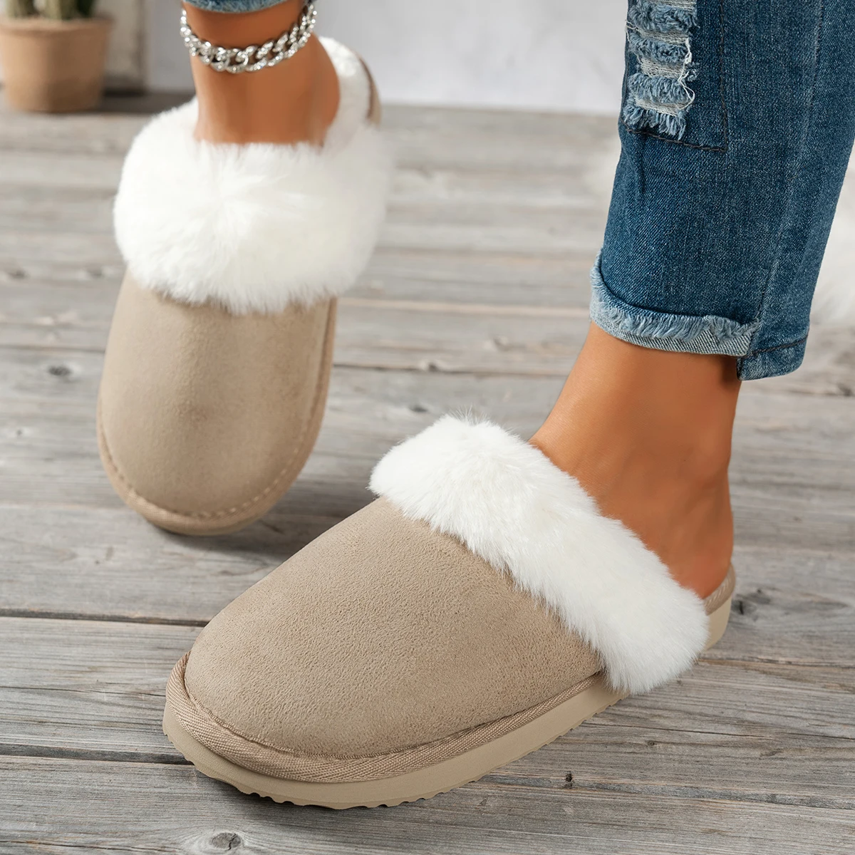 Women's Winter Solid-Color Warm Non-Slip Comfortable Low-Heel Slip-On House Slippers Casual Thickened Soft Plush Slippers