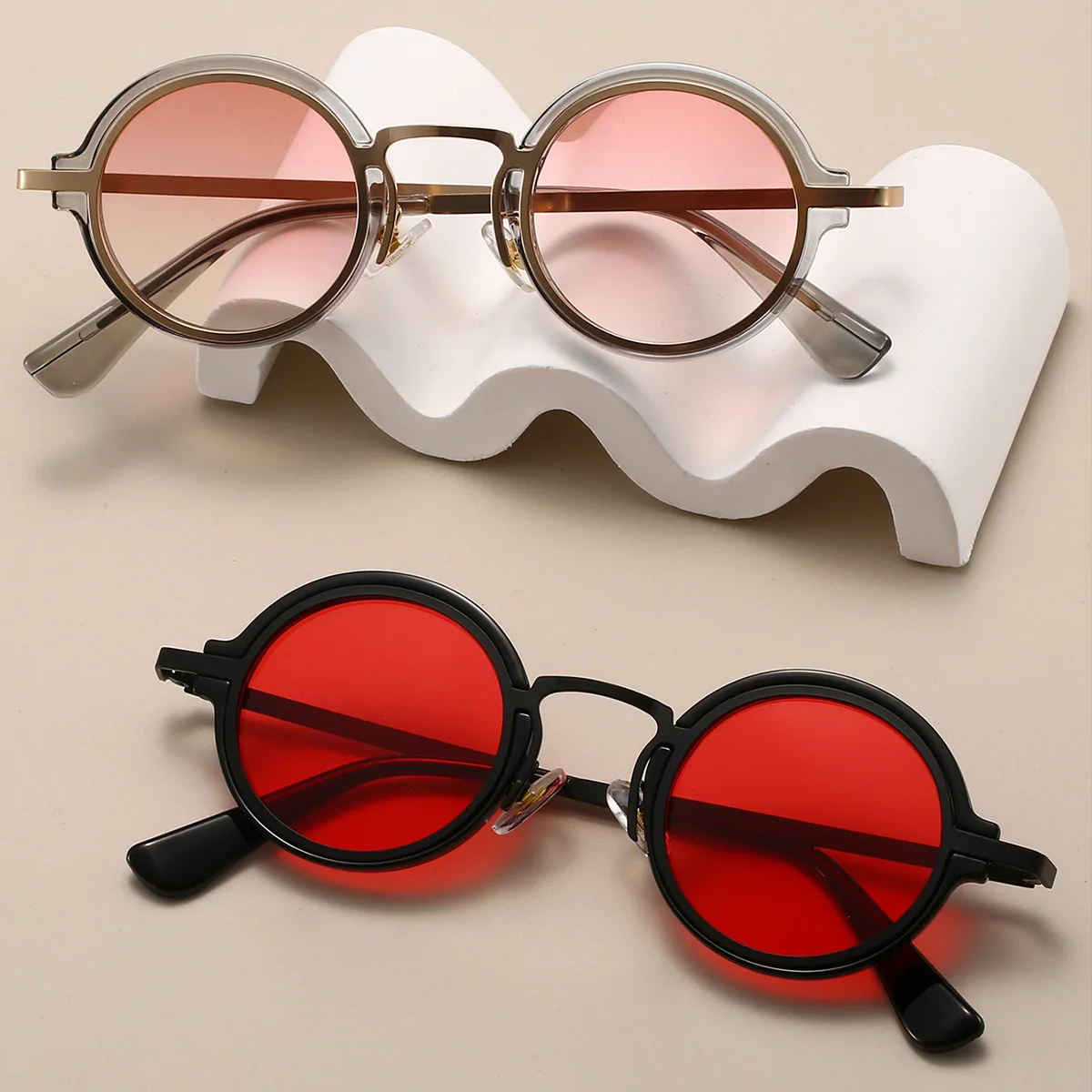 Punk Vintage Round Sunglasses Men New Fashion Punk Gradient Decor Shades Women Trendy Luxury Brand Design Outdoor Sun Glasses