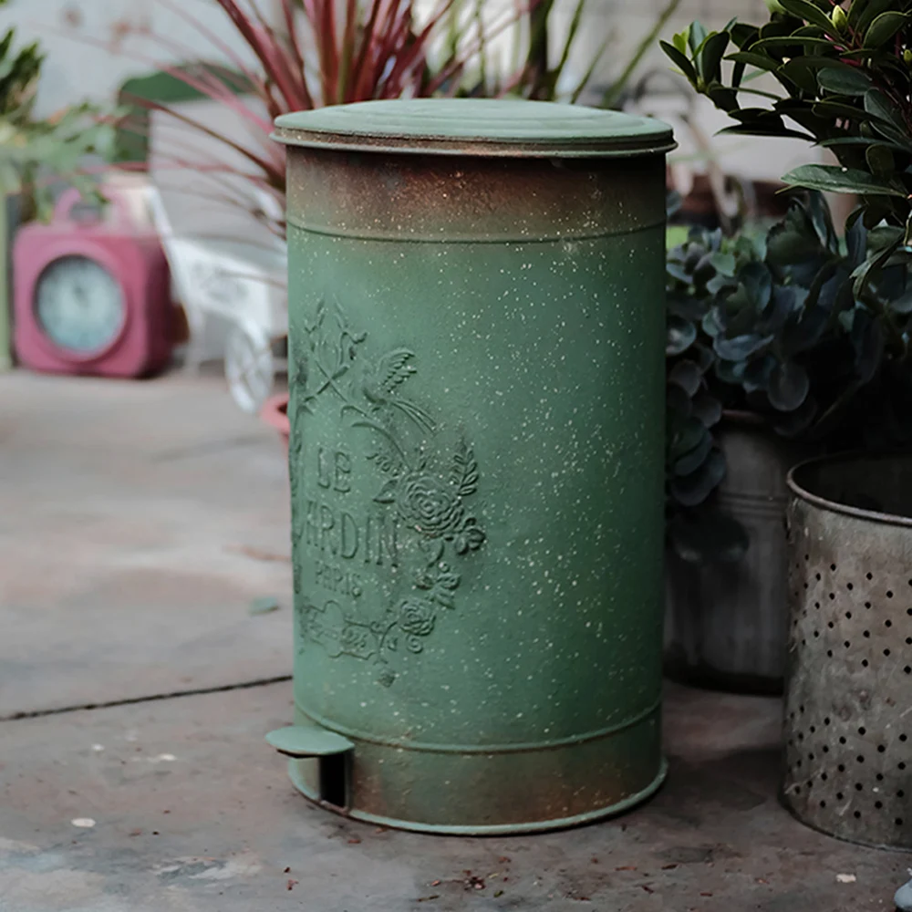 Trash Can Metal Rubbish Wastebasket Round Foot Pedal Garbage Container Bin Green Outdoor Small Office Trash Can for Kitchen