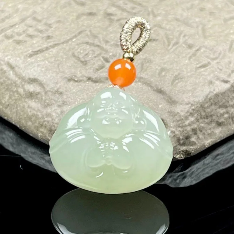 

Хэтянь Цинхай материал цветной тип смеющийся Будда Майтрейи нефритовый кулон