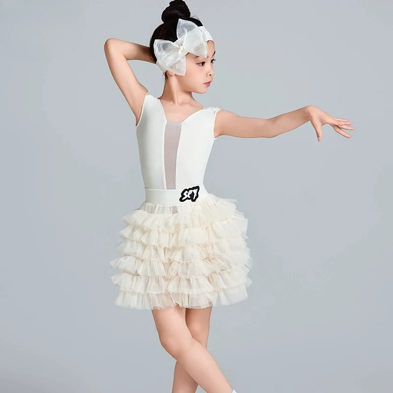 タンゴ サルサ サンバ ボールルームダンス パフォーマンス ステージ衣装 練習着 パフスカート 新しい夏のパフォーマンスセット 女の子用