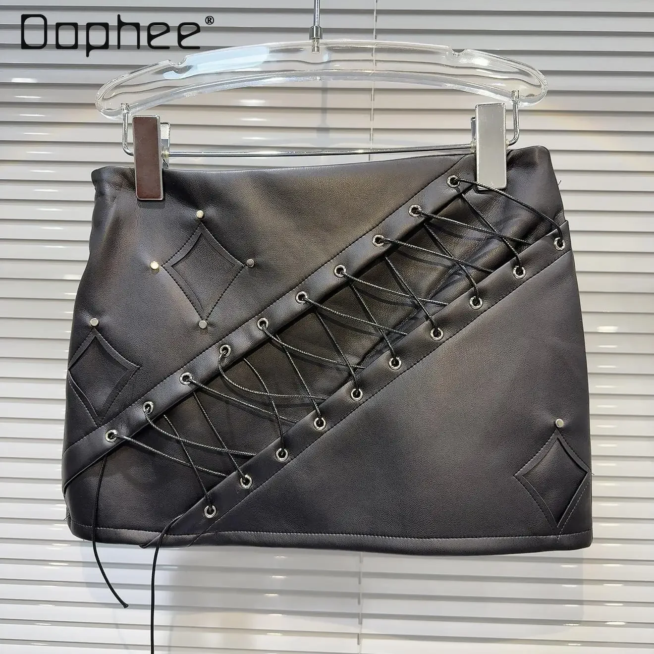 

High Street Bandage Rivet PU Leather Mini Skirt Spice Girl Y2k A Line Hip Wrapped Skirt Motorcycle Style Female Fashion