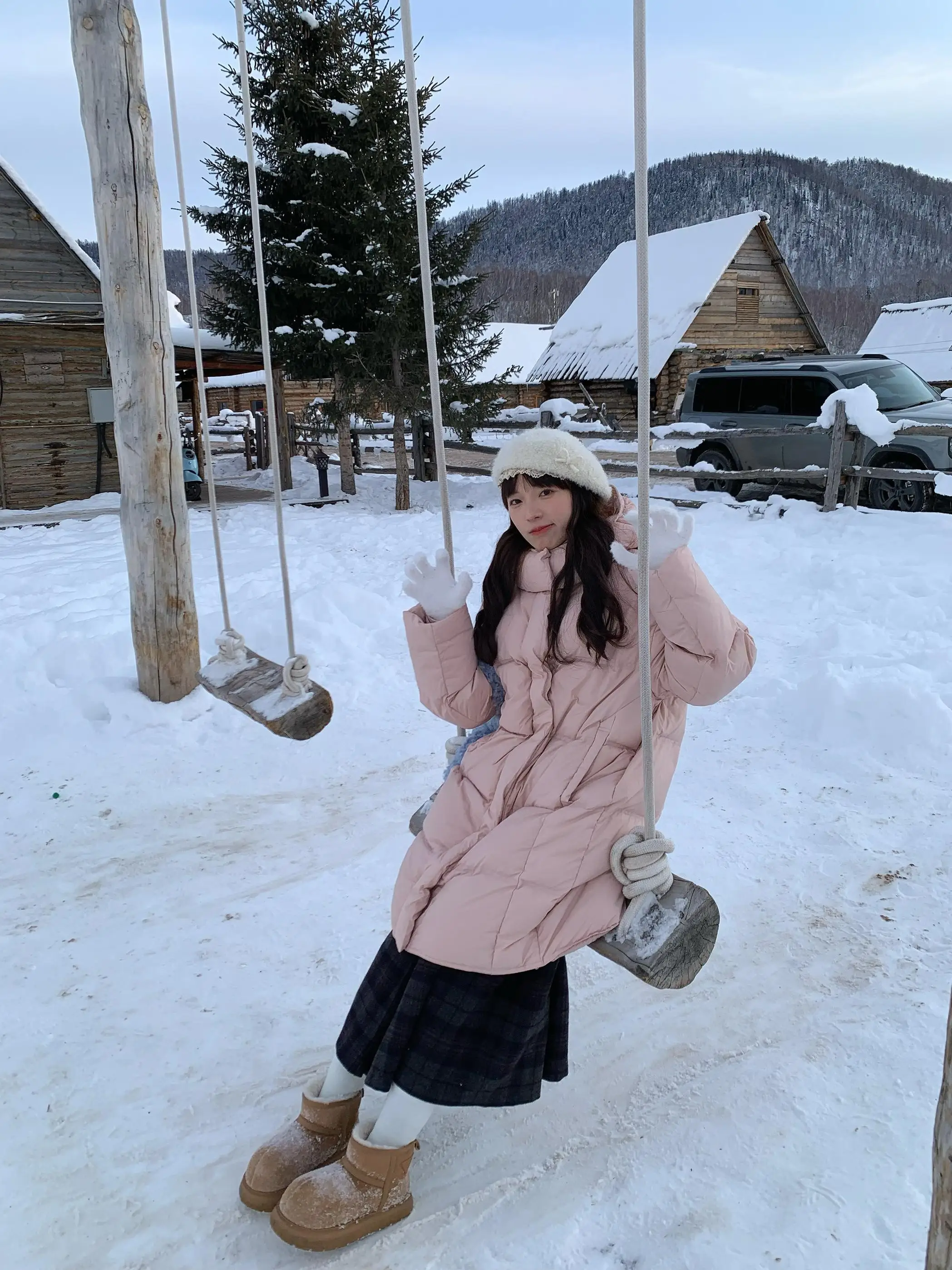 

Розовая утепленная белая пуховая куртка без капюшона, осенне-зимняя, теплая, для повседневной носки, прямого кроя, с длинными рукавами, на молнии, из чистого пуха.