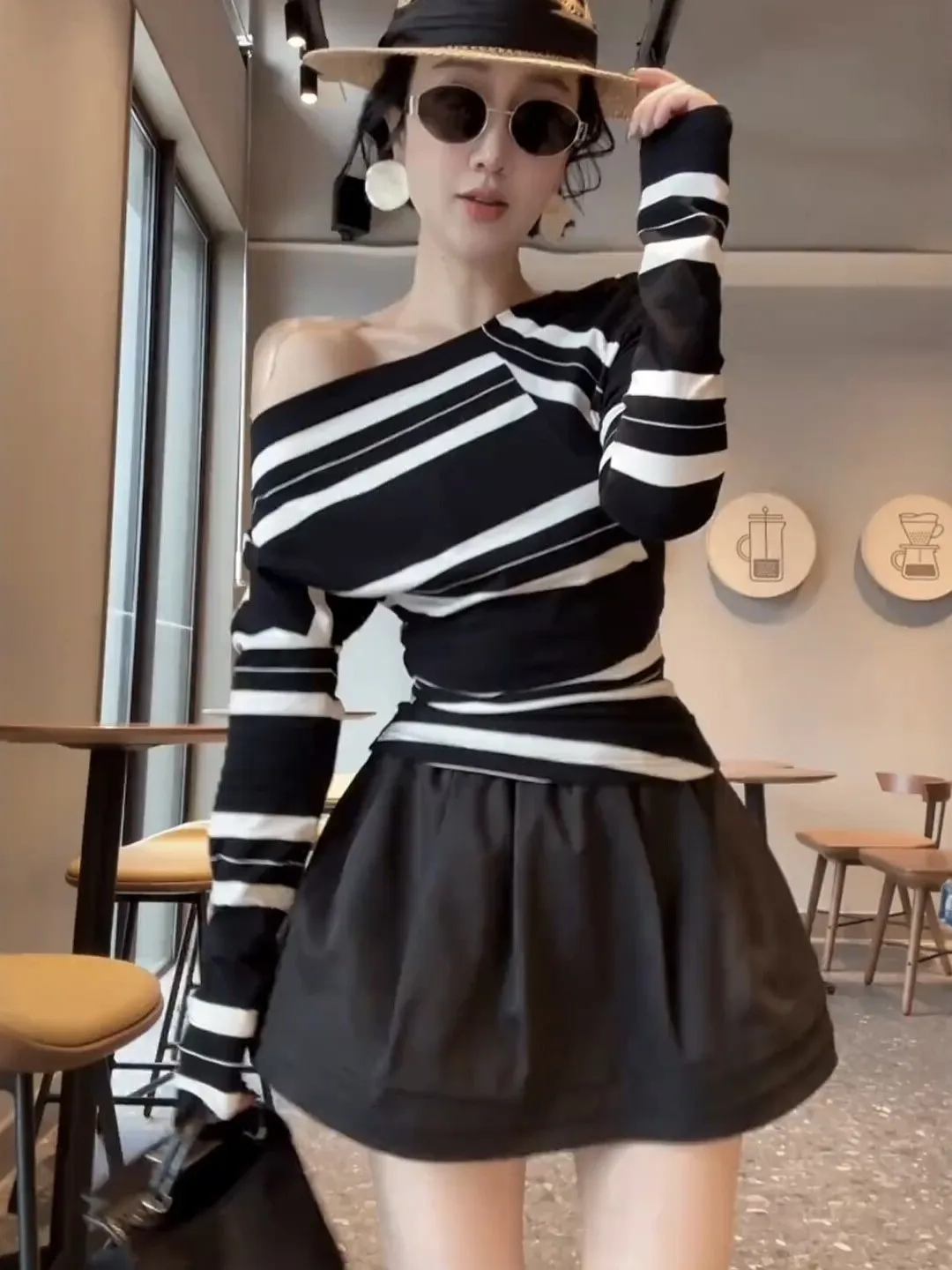 

Summer 2026 Women's Fashion Set Korean Style Shoulder Bared Striped Knitted Top Half Skirt Pants Two Piece Suit Short Sleeve