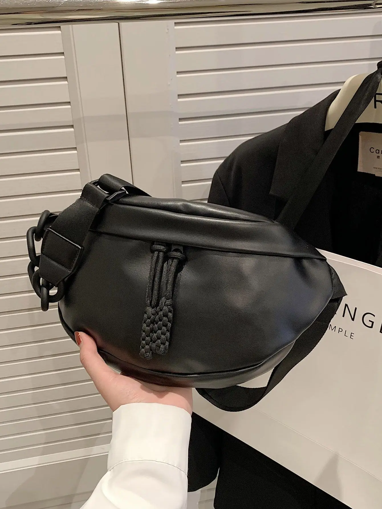 Chest Waist Bag Women's Bag Large-Capacity Bag Leather PU Bag Chest Waist Bag Fashion Messenger Bag Birthday Gift Bag