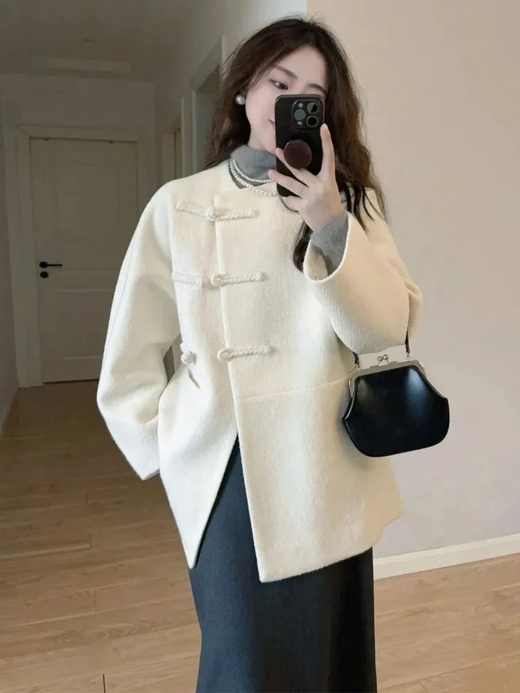 

Новое шерстяное пальто в китайском стиле для женщин, осень/зима 2021, новая коллекция с изысканными пуговицами с лацканами для миниатюрных фигурок