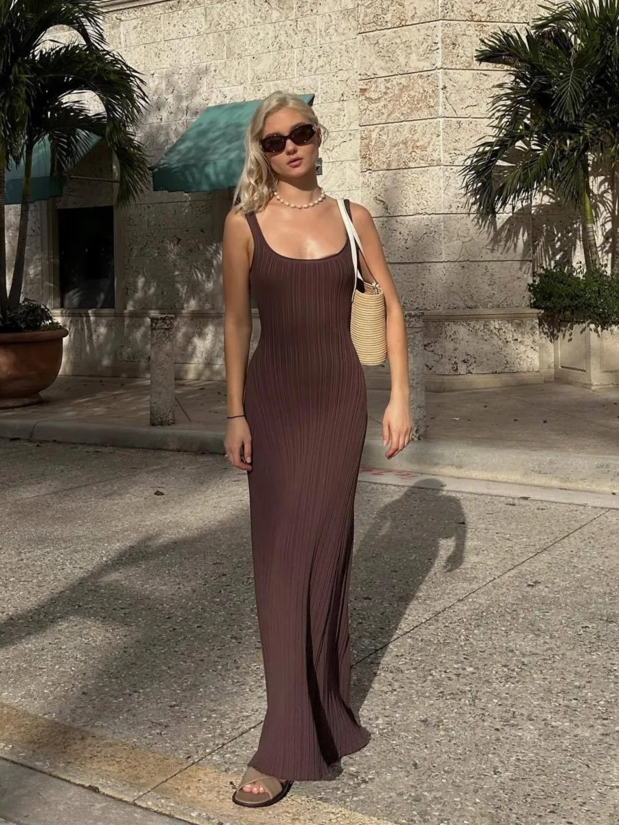 

2024 New Solid Pit Striped Knitted Dress U Collar Sleeveless Slim Suspender Maxi Dresses Elegant Fashion Summer Holiday Vestidos