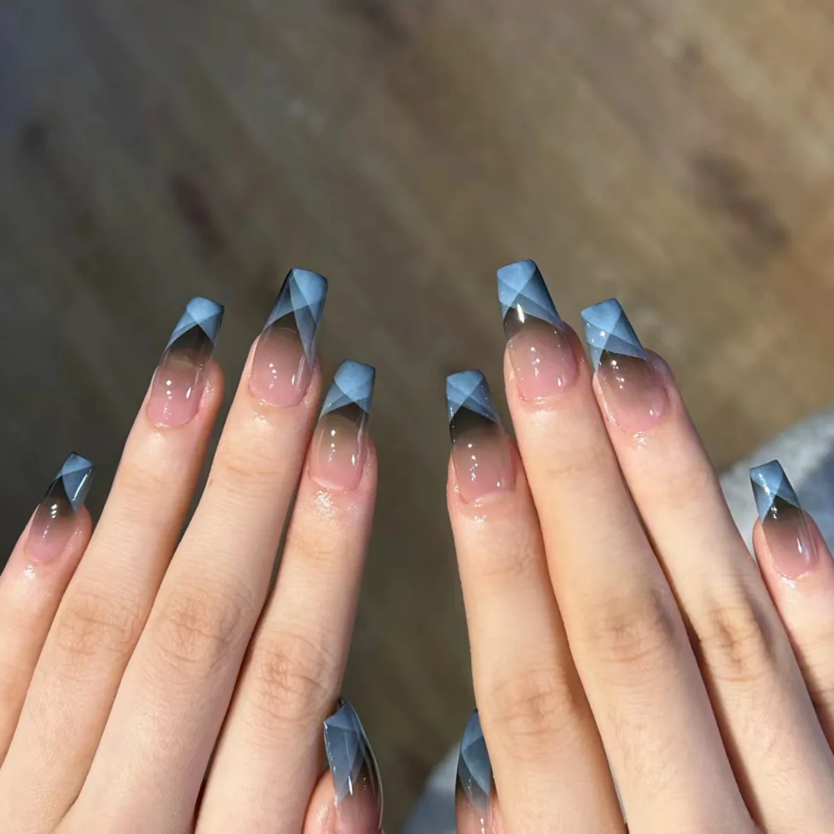 Faux Ongles Autocollants Dégradés Noirs, Sergé, Bleu, à Carreaux, Style Français, Épicés, pour Fille, Doux, Cool, Long Ballet, Boîte de 24 Pièces