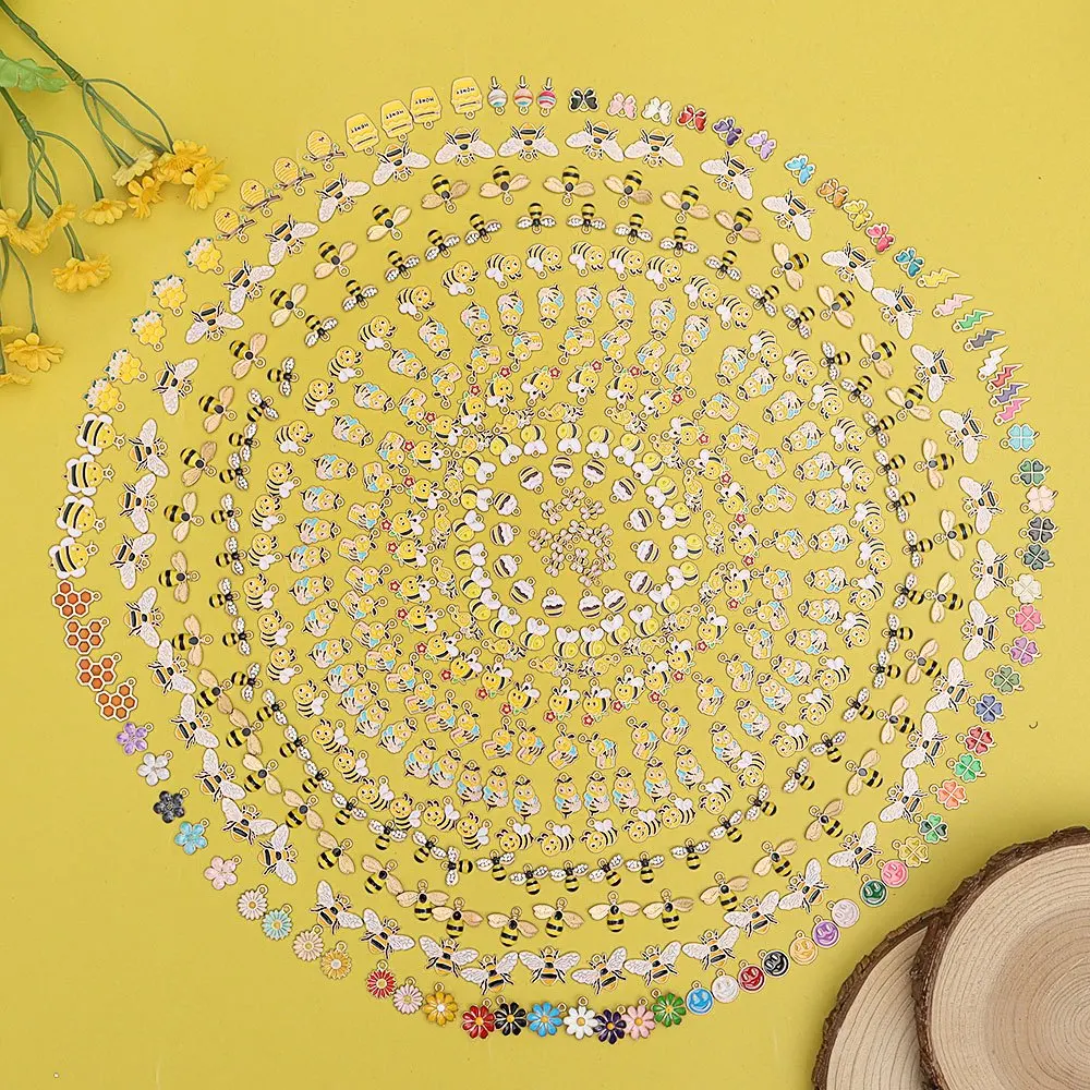 2/16pcs Multi-color Bee,honeycomb,flower Shaped Pendants,DIY Jewelry Accessories,Thanksgiving,Christmas,Valentine's Day Gifts
