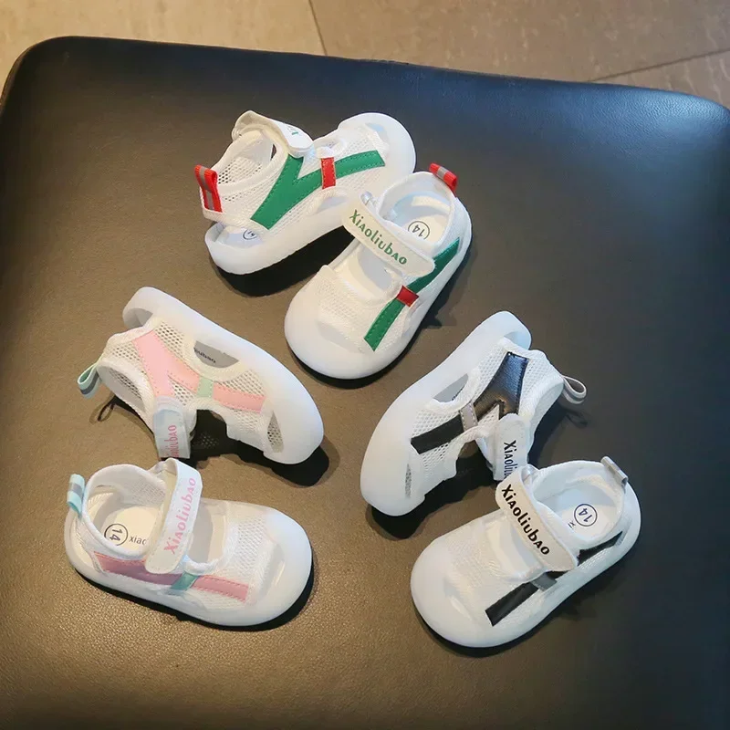 Scarpe per bambini 1-3 anni sandali per bambini traspiranti in rete resistenti alle collisioni e antiscivolo scarpe da passeggio per bambini con