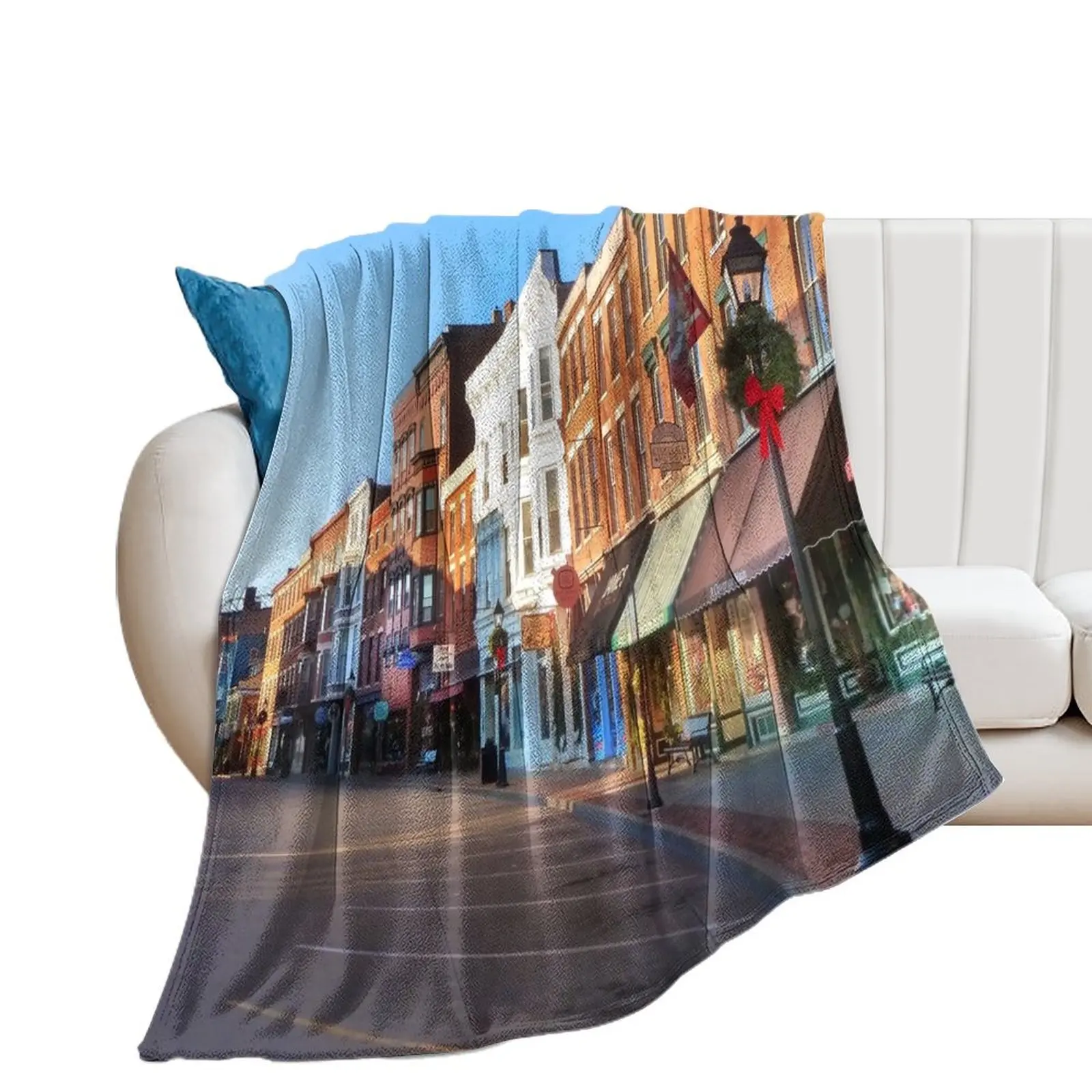 Morning on Main Street Throw Blanket warm winter Thermal Thermals For Travel Flannel Fabric Blankets