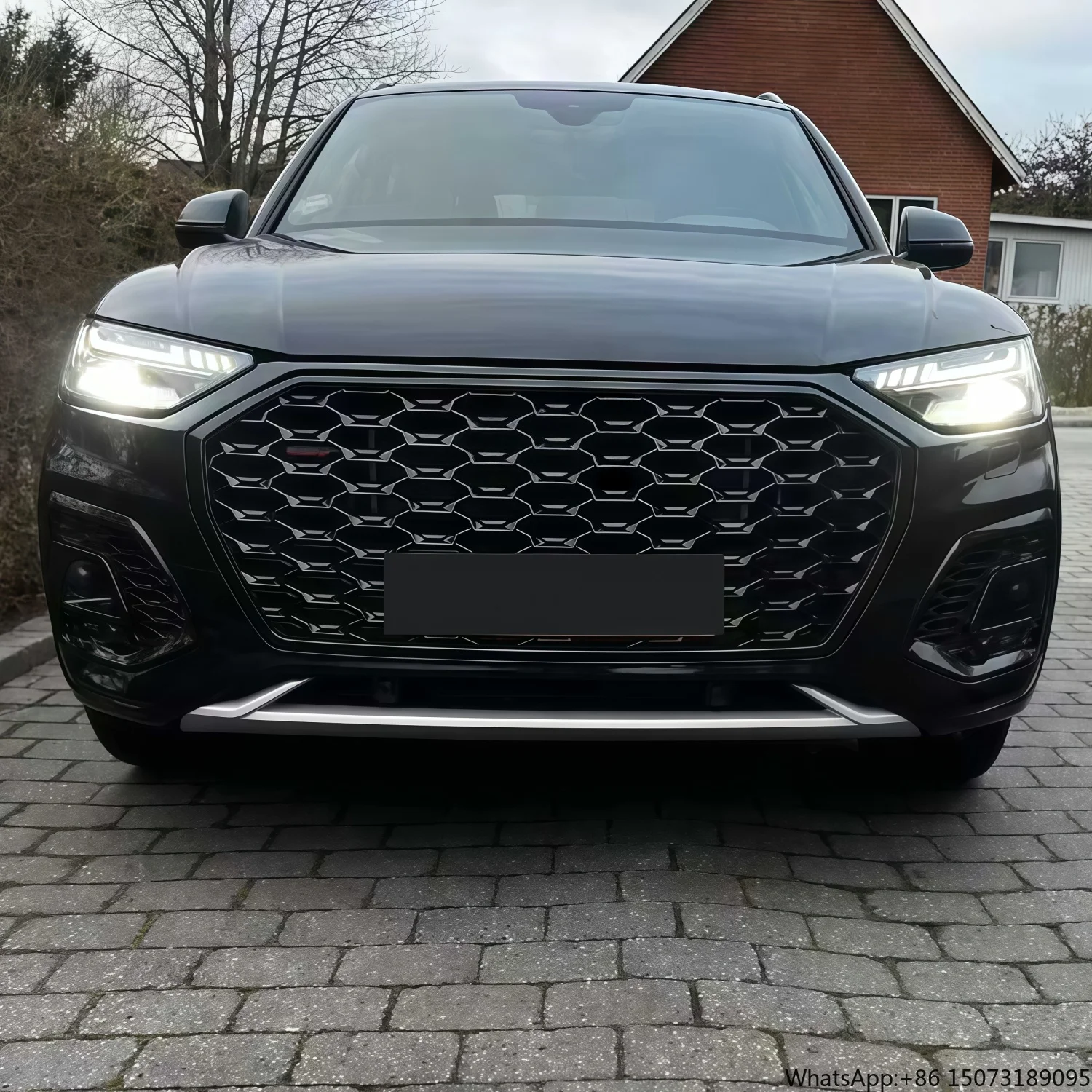 

Bright Black ABS Front Bumper Grille for 2021-2024 Q5 Modified RSQ5 Black Knight New