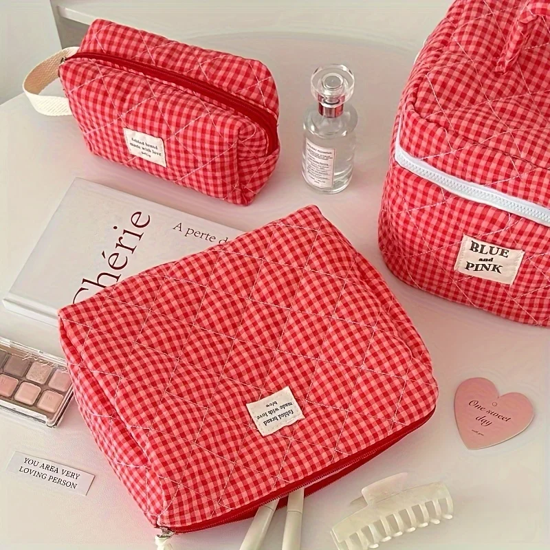 Women Quilted Plaid Makeup Bag, Travel Large Capacity Soft Cosmetic Organizer Pouch, Portable Toiletry Bags