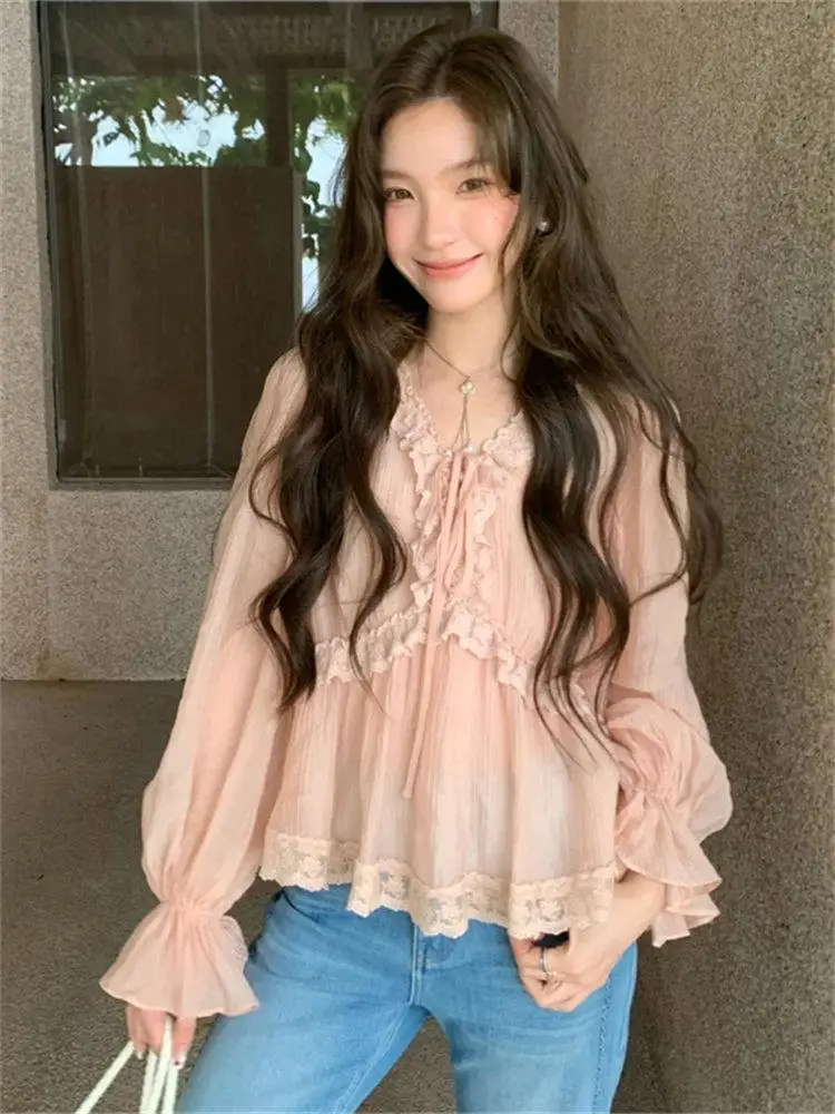 

Рубашка свободного кроя с эффектом похудения, защитой от УФ-излучения, длинными рукавами и V-образным вырезом, создающая молодежный образ, для женщин больших размеров.