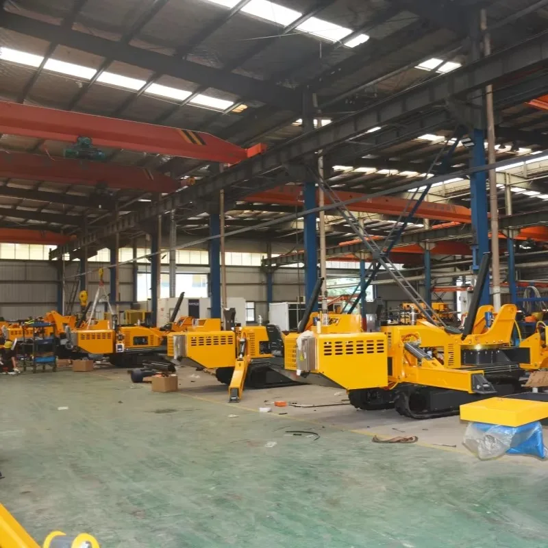 Gru a ragno cingolata Mini gru mobile da 4 tonnellate Gru a ragno cingolata con telecomando