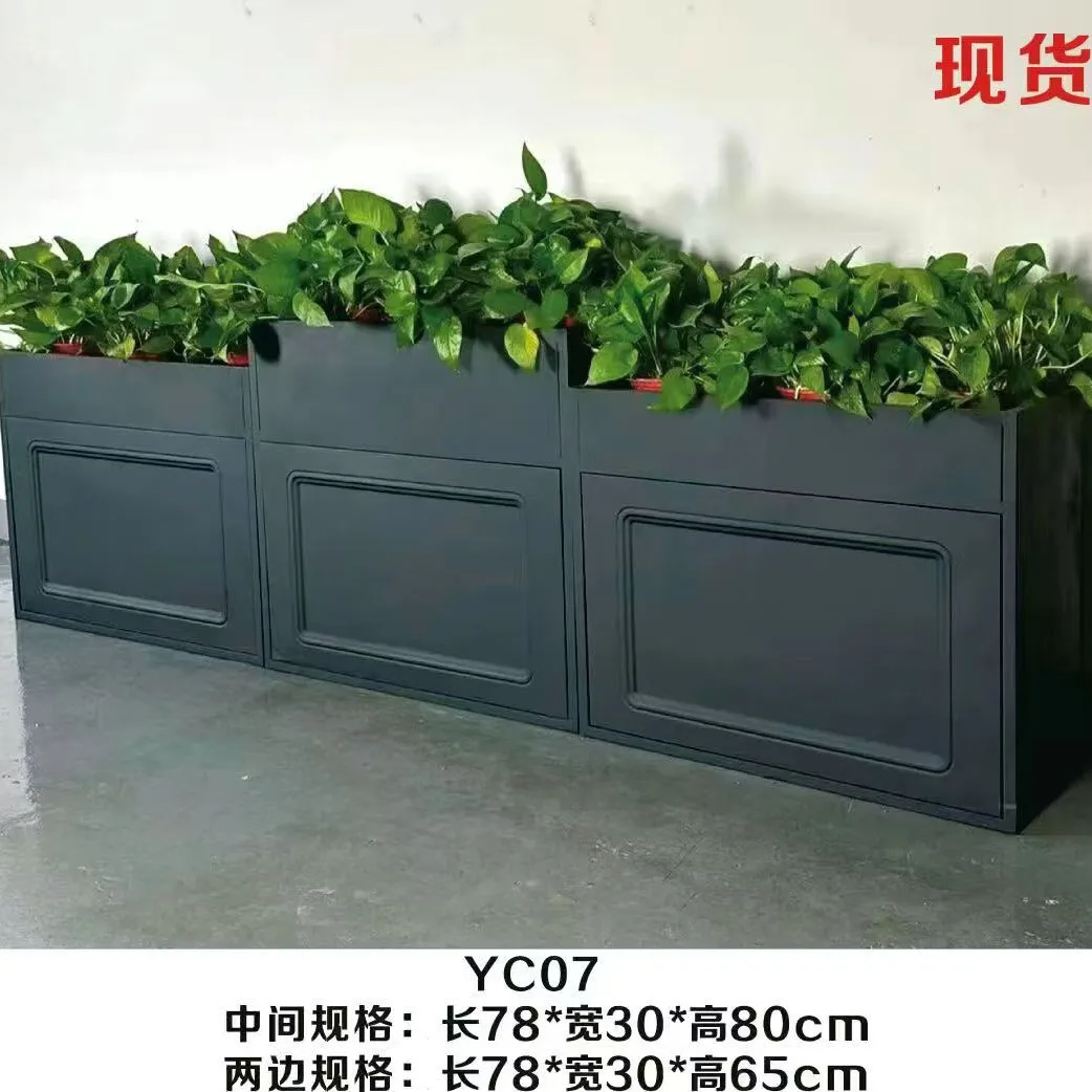 Spot outdoor wrought iron flower box, shopping mall commercial street fence partition stainless steel flower box sales