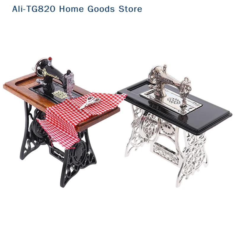 

[TG820]1:12 Dollhouse Mini Furniture Sewing Machine with Scissors for Doll House Decor
