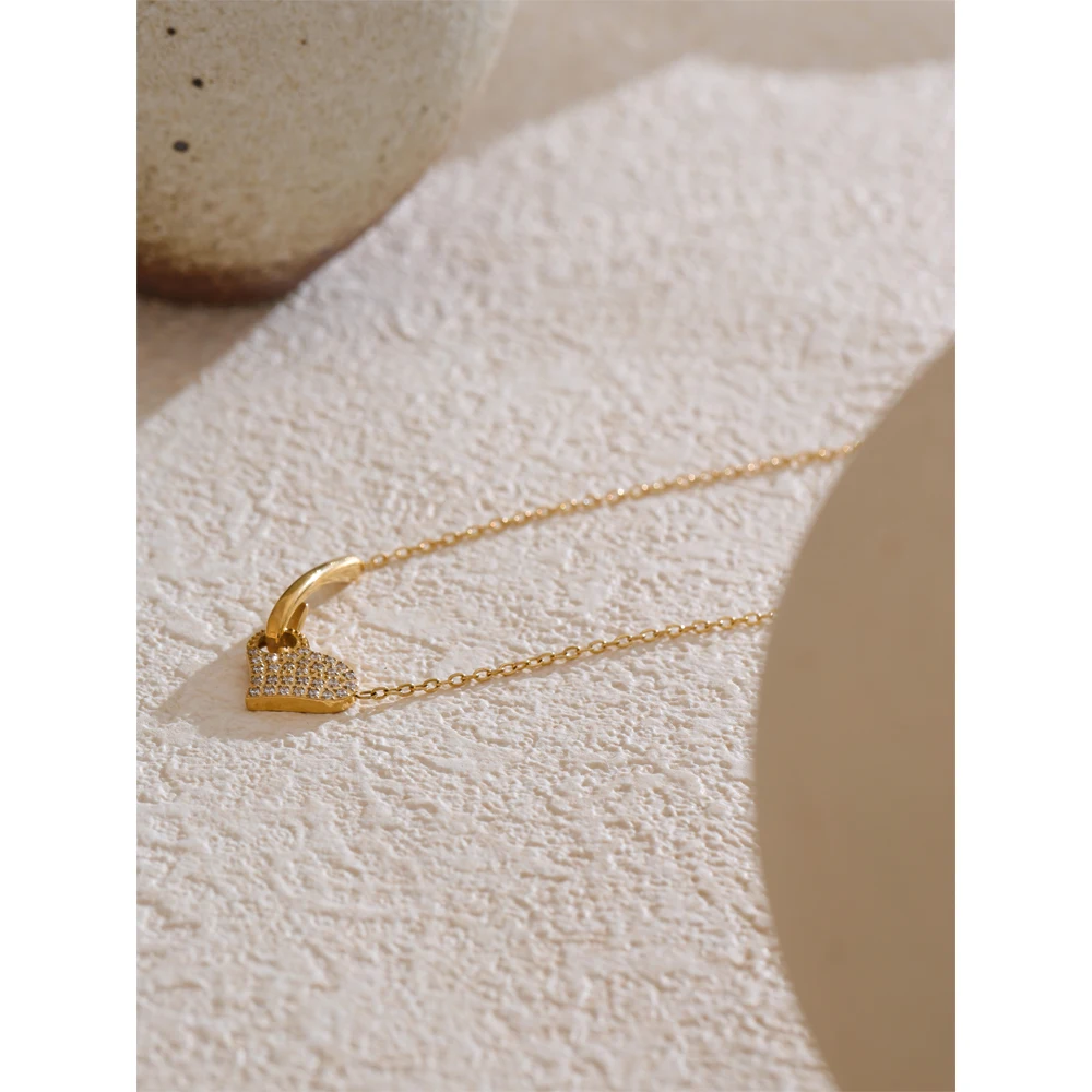 Yhpup High Quality Shiny CNC Cubic Zirconia Heart New Design Golden Necklace Exquisite Jewelry Pendant Valentine\'s Day Gift 2025