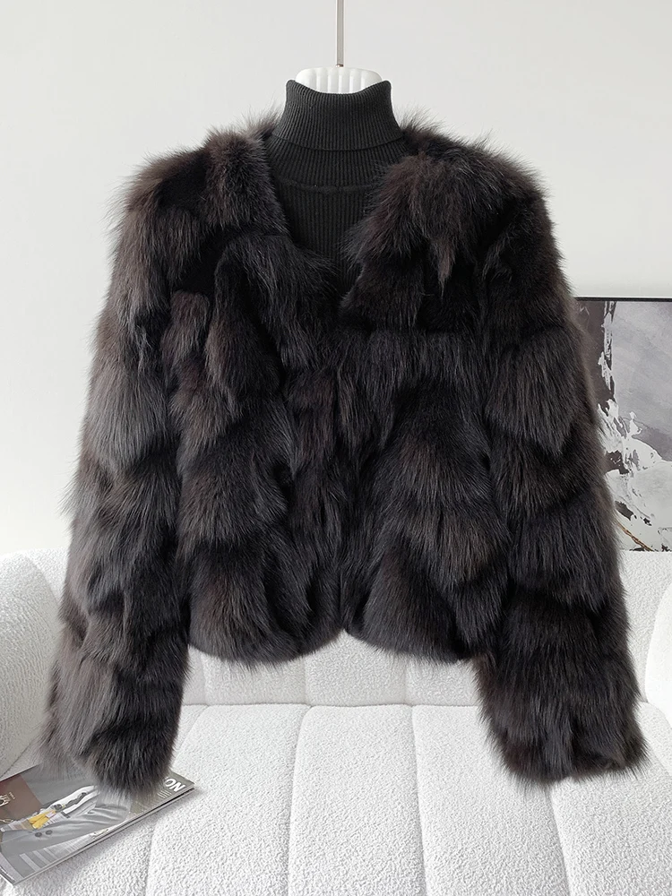 سترة قصيرة من قطعة واحدة من فراء الثعلب العصري الجديد برقبة على شكل حرف V للنساء