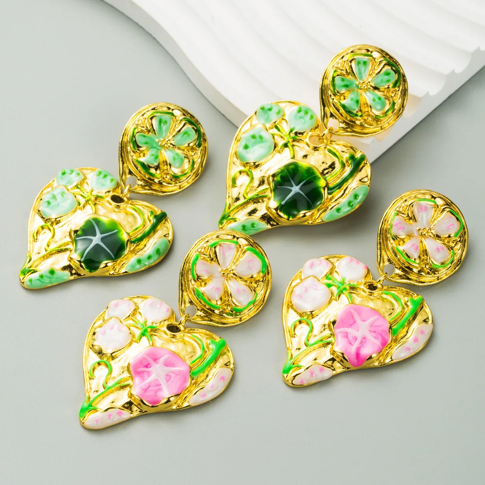 

Mid-Ancient Retro Exaggerated Alloy Dripping Lotus Leaf Flower Ear Clip Elegant High-Grade Heart-Shaped Flower Earless Earrings