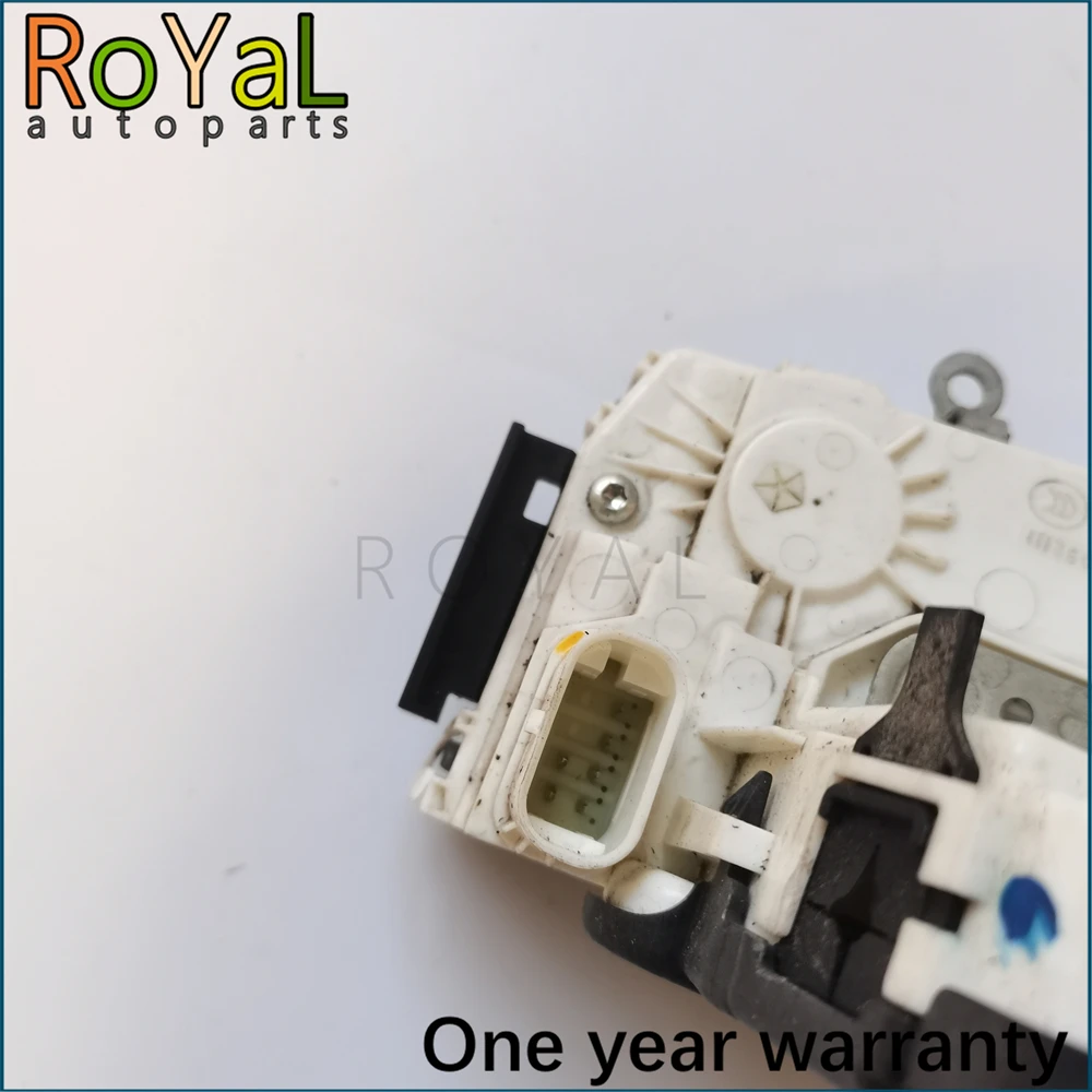 LH blok penguncian depan untuk Maserati: MSLDV6 suku cadang No: 673007276