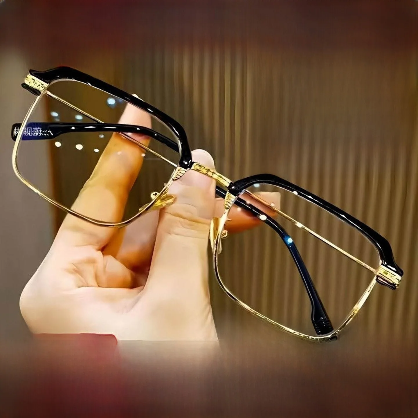 

Smart Business Men's Reading Glasses Automatic Adjustment High Definition Zoom in And out Elderly Blue Light Blocking Glasses