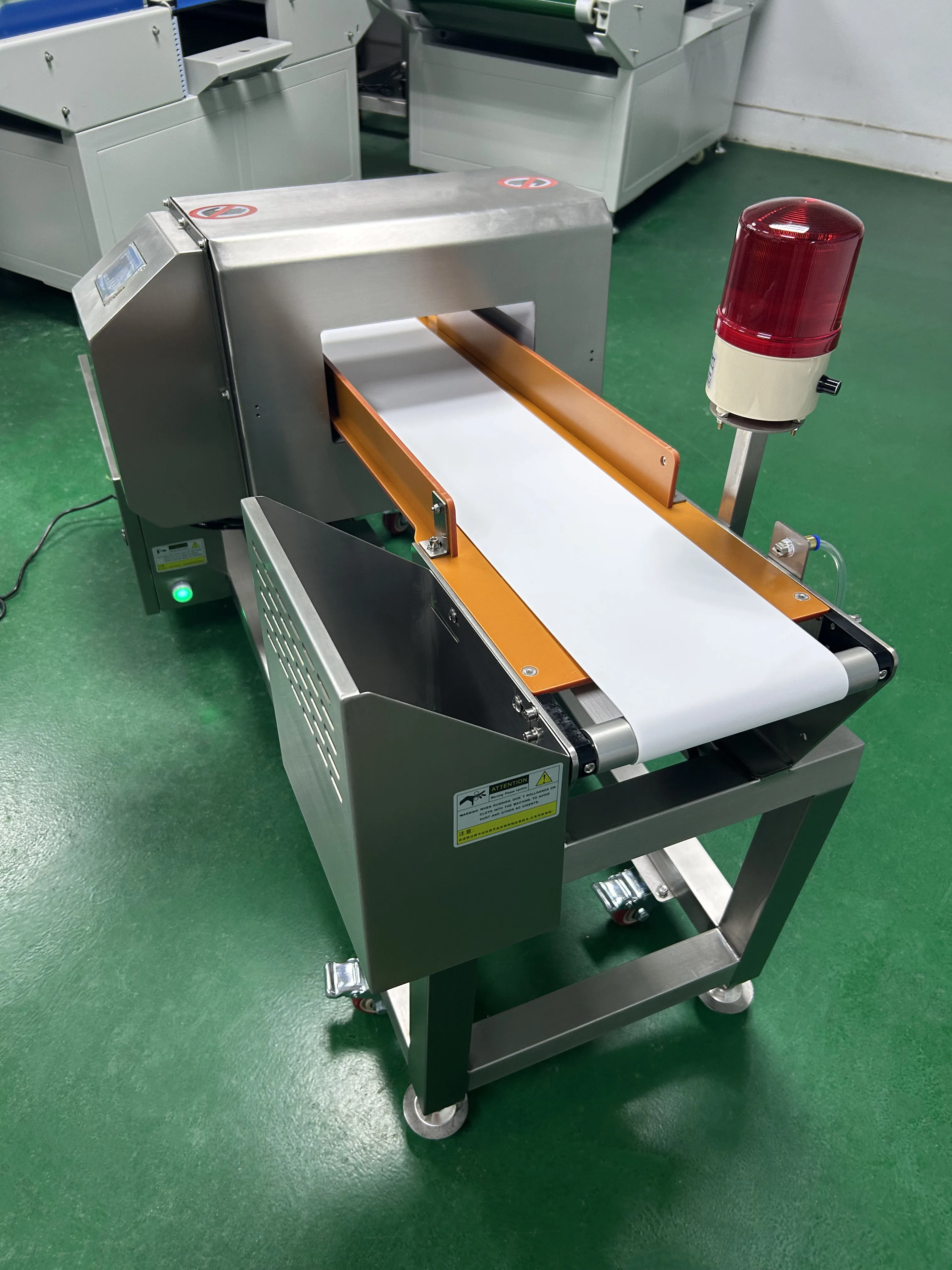 Foodstuff Detection Belt Conveyor Inclined Food Metal Detector