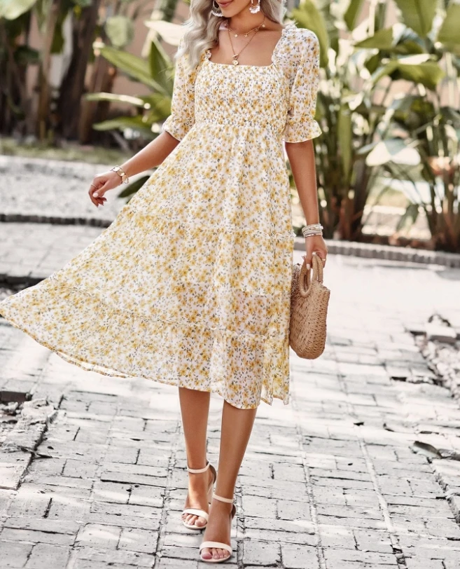 

Small Floral Print Pattern Temperament Ladies Square Neck Short Sleeved Dress Large Skirt Hem Fashionable Small Fresh Long Skirt