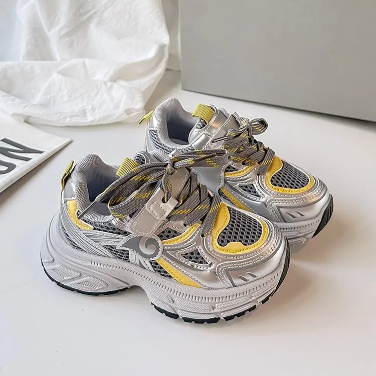 

Осенняя спортивная обувь для детей, дышащие уличные кроссовки для бега для мальчиков и девочек, модные детские кроссовки 2025 года, повседневная детская обувь