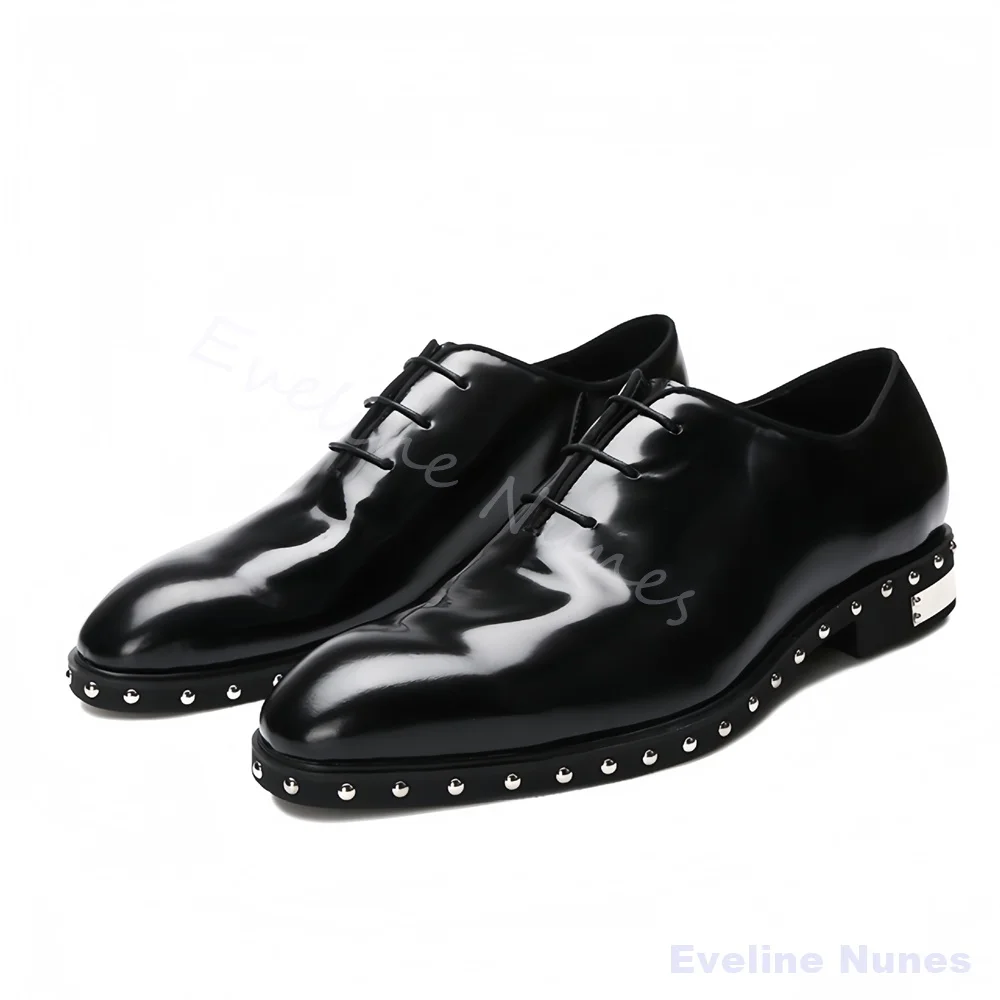 Men Rivet Patent Leather Oxford Shoes Pointed Toe Lace Up Metal Decor Punk Formal Dress Shoes Wedding Party Street Leather Shoes
