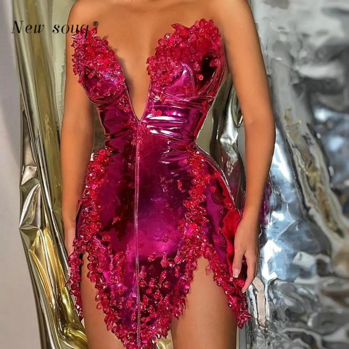 Magenta Sexy V Neck Leather Cocktail Dresses Sparkle Crystals Mini Party Gowns Graduation Homecoming Wear Customized