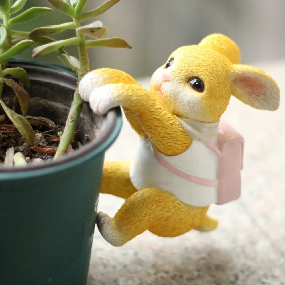 Resin Flower Pot Hugger Sculpture Craft Handicraft Planter Edge Hanging Decor Gifts Cute Rabbit Planter Ornaments Flower Pot