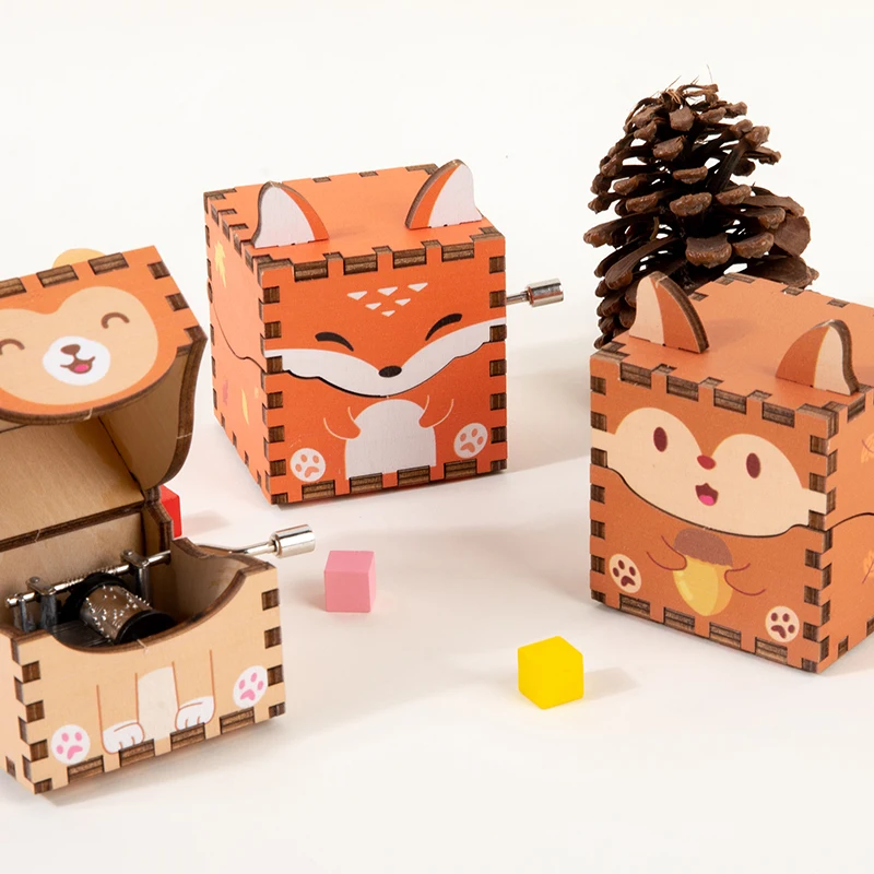 Wooden Montessori Cartoon Animal Music Box Hand Crank Color Print Music Box Early Educational Toys Children's Birthday Gifts
