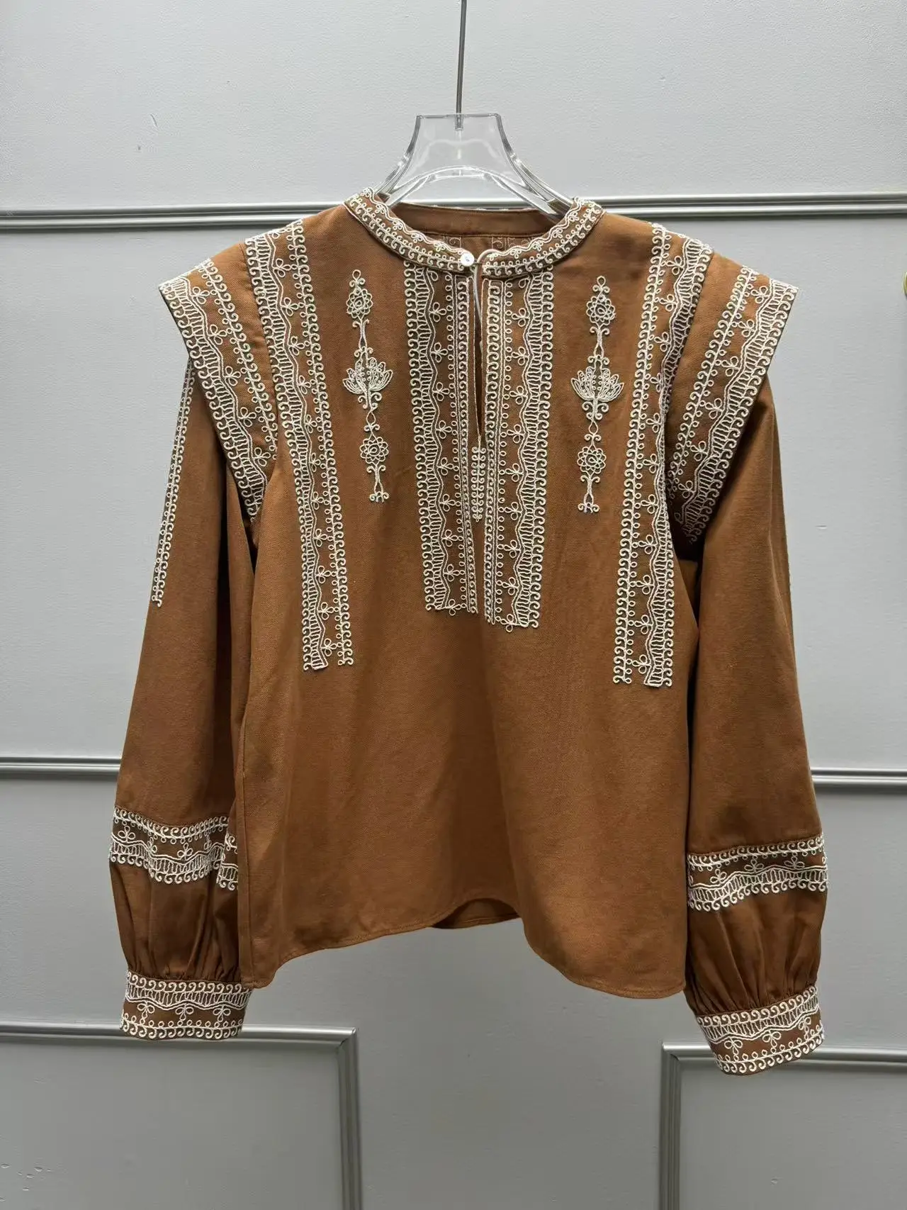 

Retro Ethnic Embroidered round Ne f Button Loose Casual irt Women's Spring Summer New Sle Cotton Long Sve Lantern...