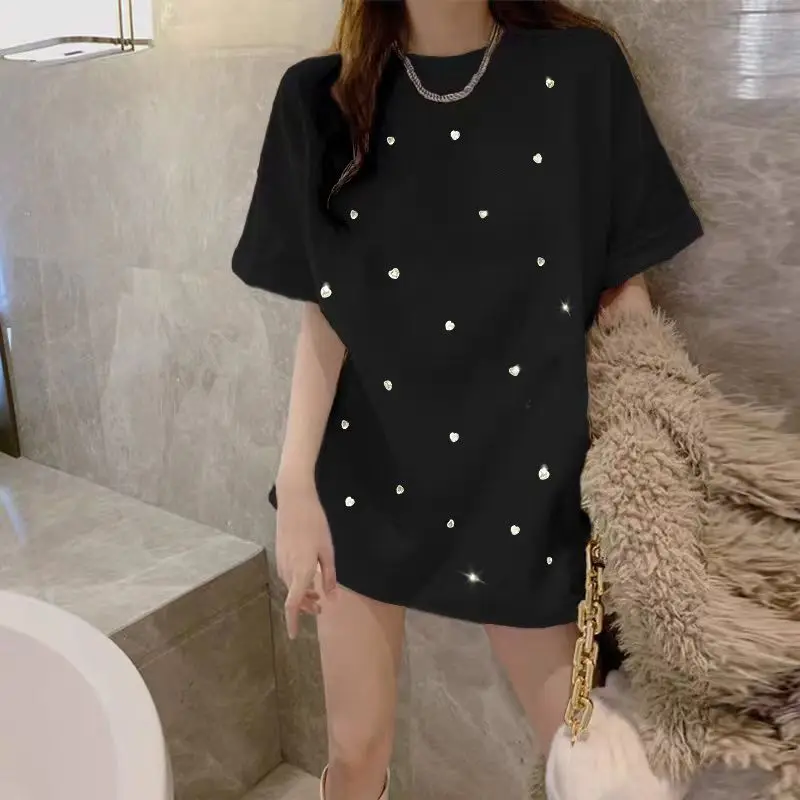 Nowa Letnia Luźna Koszulka Damska z Odkrytymi Ramionami, Ozdobiona Cyrkoniami i Małym Sercem, Modny Trend