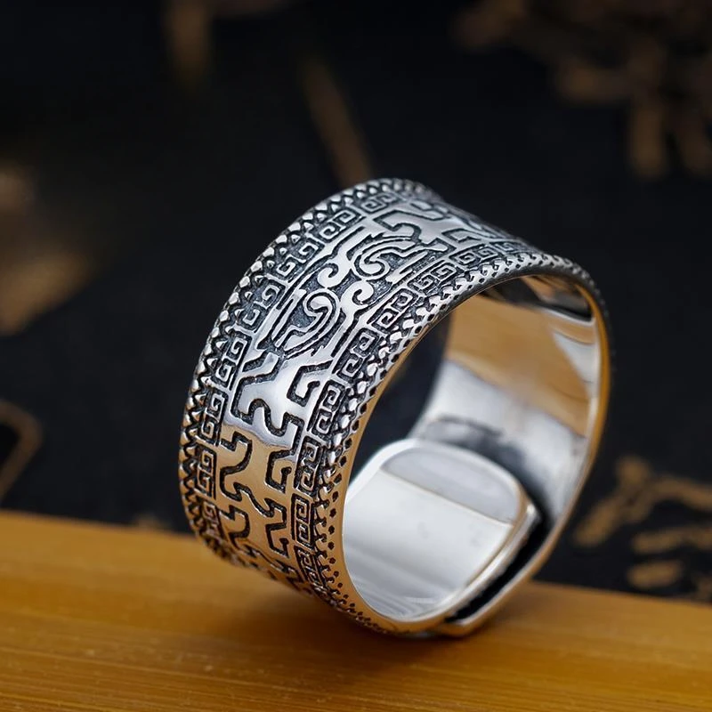 The Unique Totem of Ethnic Minorities with A Broad and Profound Ethnic Style Exquisite and Adjustable Mature Men's Charm Ring