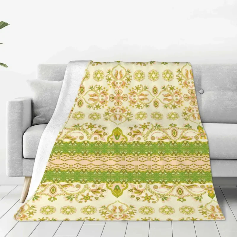 

National Pattern Flannel Blankets Ethnic Decoration Dazzling color, Geometry Throw Blanket for Home Hotel Sofa 125*100cm