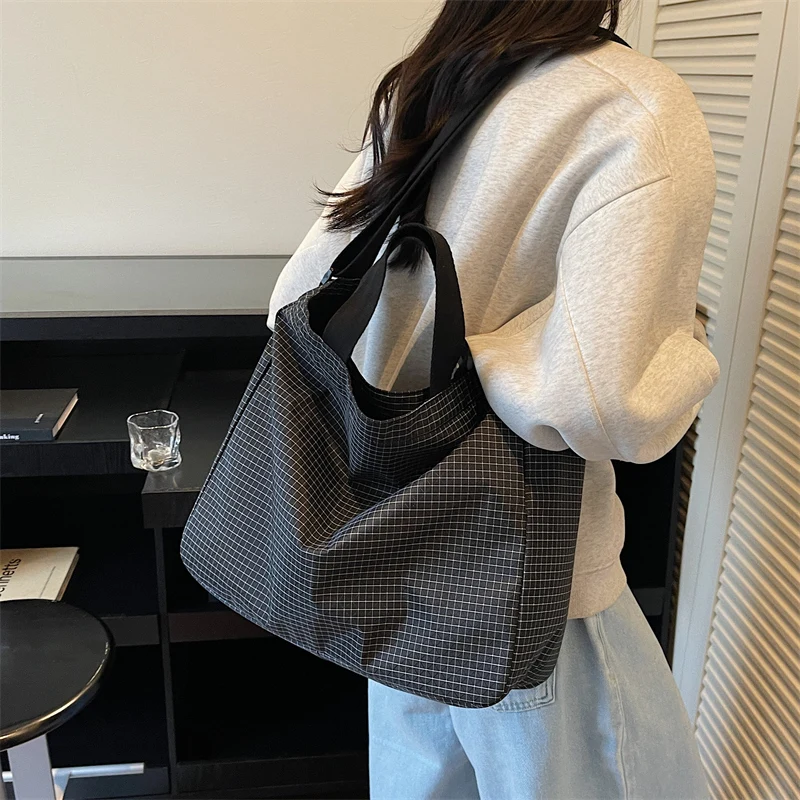 

Elegant Women Luxury Leather Classic Designer Fashion Tote Shoulder Bag Crossbody Handbag For Daily Modern Chic Style