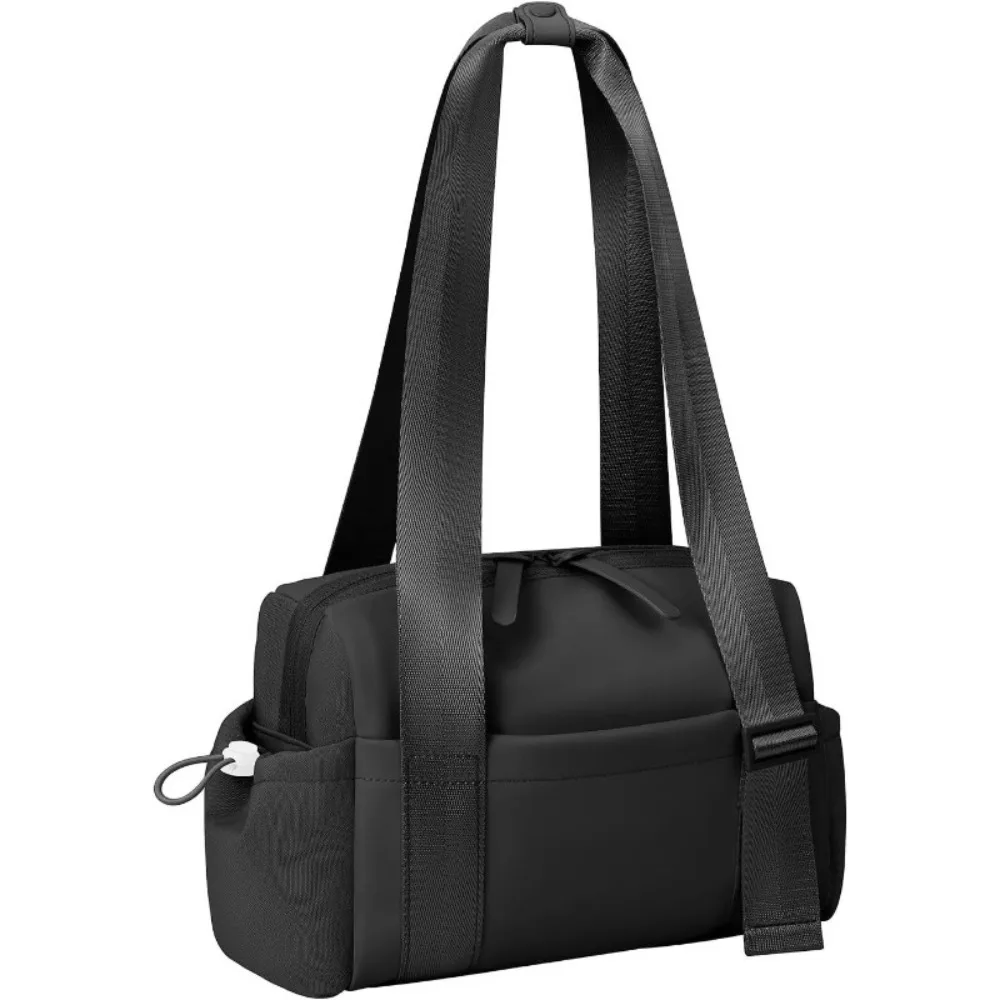 

New Waterproof Gym Bag Large Capacity Lightweight Sports Fitness Bag Nylon Multifunctional Handbag Women