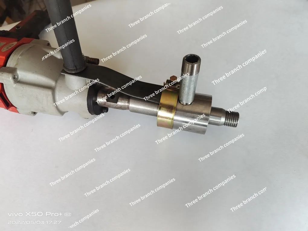 

Drilling machine water drill water injector water adding device pressurization and flow increase