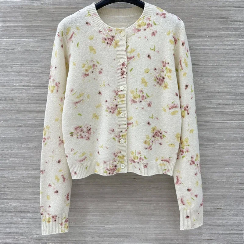 

High-quality women's cardigan with exquisite embroidery round neckline featuring a single row of buttons sweater 2592509