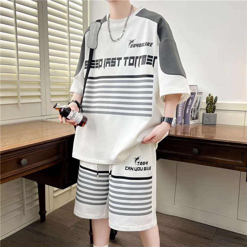 New 2024 Summer Casual Loose T-Shirt And Shorts Two Piece Men\'s Sets Sports Outwear Loose Short Sleeve Top Tees&Pants Tracksuits