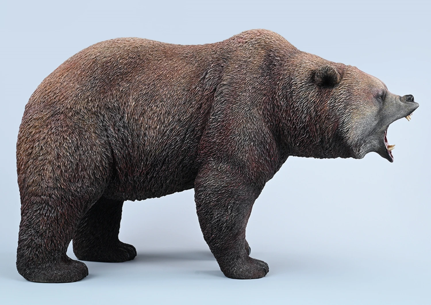 HiPlay JXK Brown Bear 2.0 Figurina esperte dipinta a mano