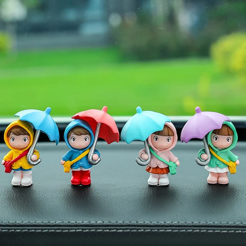 Cute Umbrella Couple Car Interior Decoration Action Figures Auto Rearview Mirror Dashboard Ornaments For Car Accessories