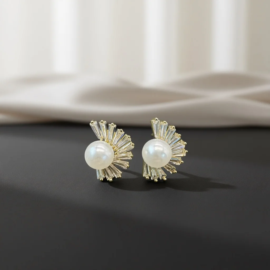 Fan‑Shaped Pearl Zircon Stud Earrings Radiant Wing‑Like Silhouette Two‑Tone Women Elegant Delicate Daily Banquet Fashion Jewelry