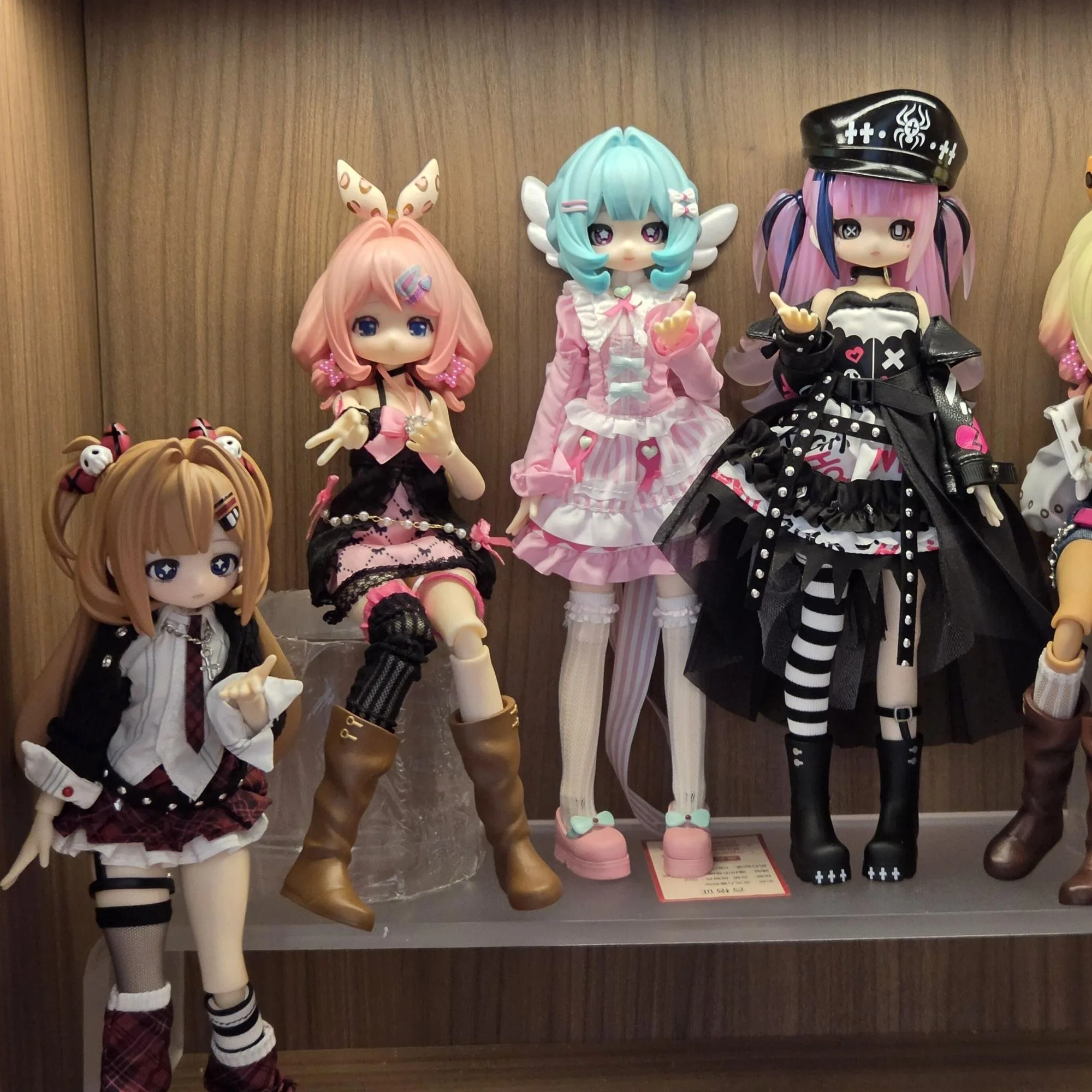 In Stock Genuine Fu You Fantastic Revolving Radio Wave Series Bjd Blind Box Kawaii Action Figure Collectible Model Doll Toy Gift