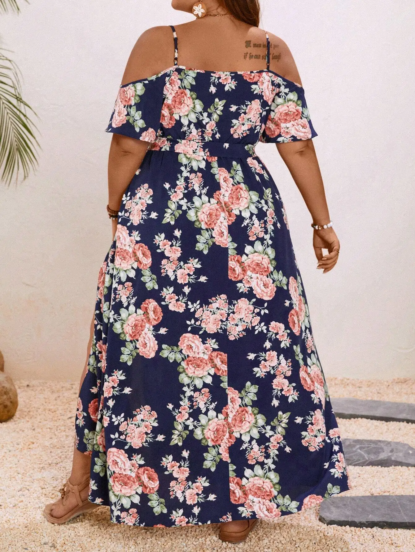 

Пляжное макси-платье больших размеров с цветочным принтом, открытыми плечами и запахом, в стиле бохо, для летнего отдыха